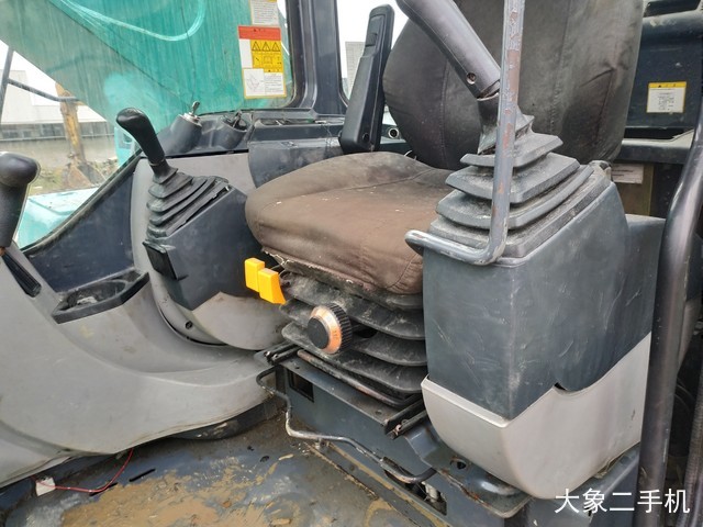 神钢 SK350LC-8 挖掘机