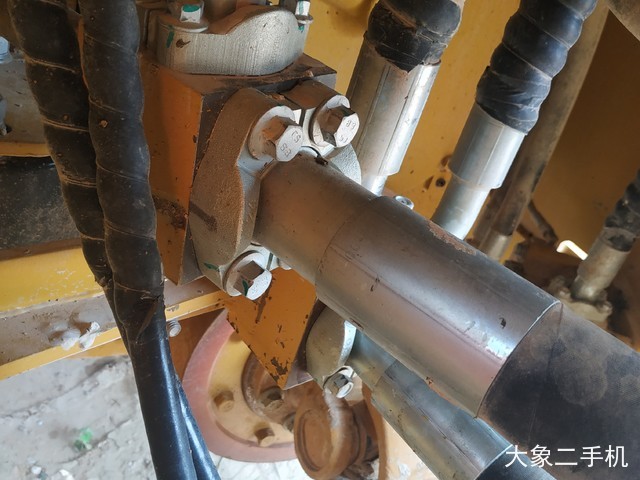 雷沃重工 FL956H 装载机