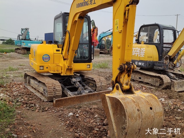 龙工 LG6065 挖掘机