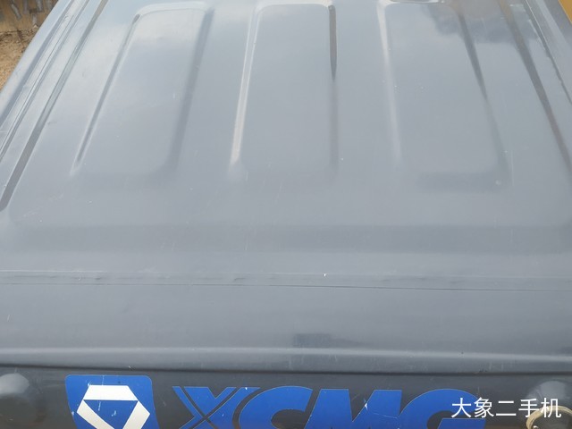 徐工 XE370D 挖掘机