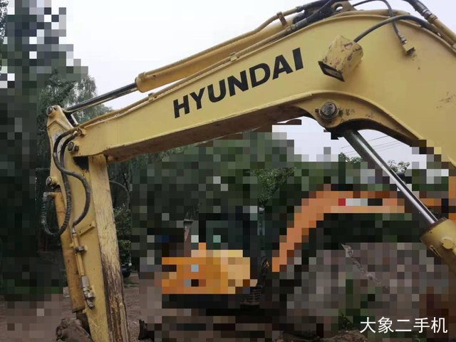 现代 R60-9 挖掘机