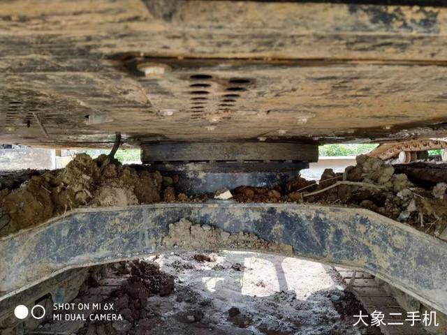 徐工 XE75D 挖掘机