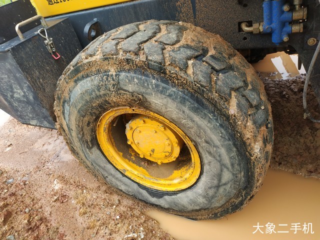 山东神工 ZL930 装载机