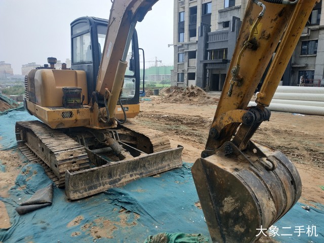 雷沃重工 FR65-7 挖掘机