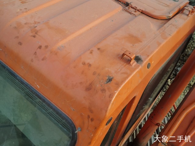 斗山 DH220-7 挖掘机