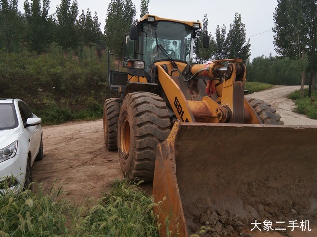 山东临工 L955F 装载机