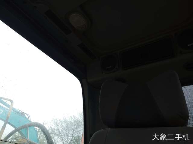 山东临工 E6225H 挖掘机