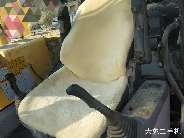 小松 PC130-7 挖掘机