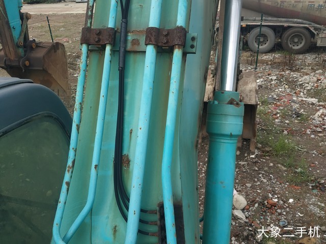 神钢 SK250LC-8 挖掘机