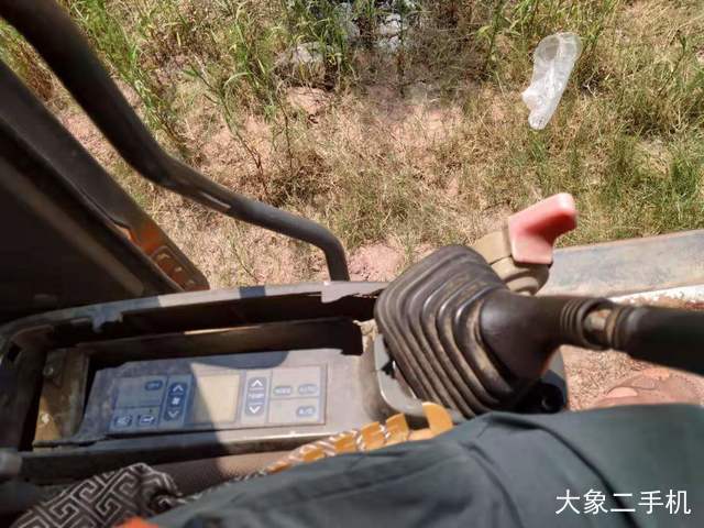 三一重工 SY215C 挖掘机