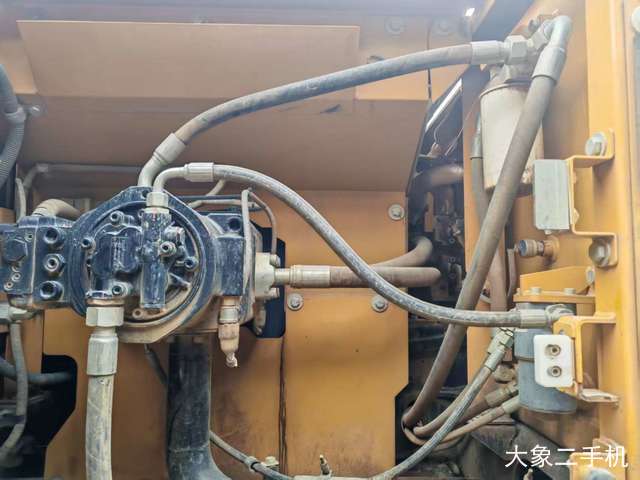 三一重工 SY225C 挖掘机