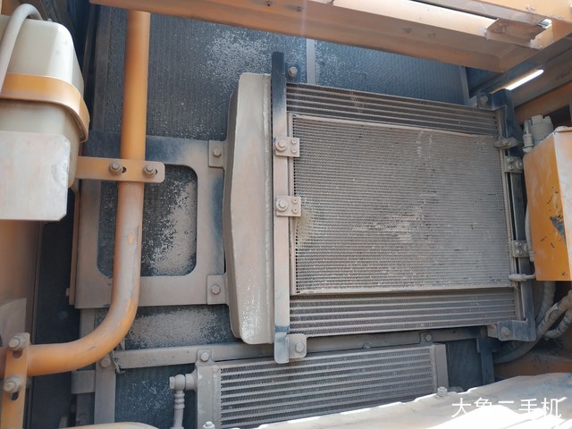 三一重工 SY265C-9 挖掘机