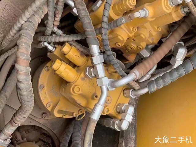 三一重工 SY135C 挖掘机