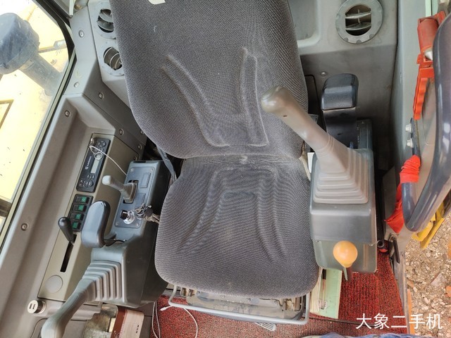 柳工 CLG906D 挖掘机