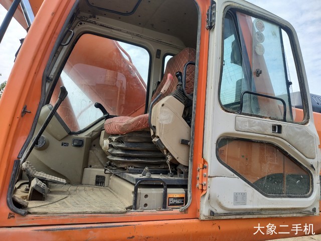 斗山 DH225LC-9 挖掘机