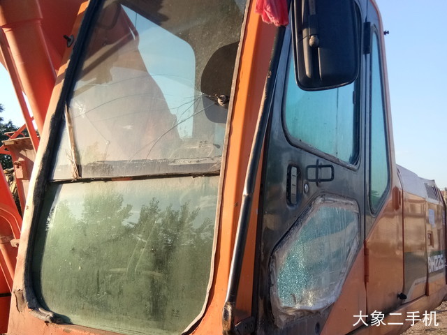 斗山 DH220LC-7 挖掘机