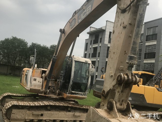 杰西博 JS200 挖掘机