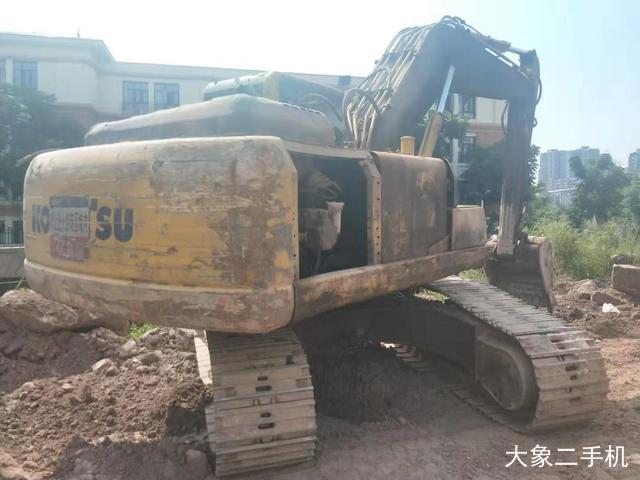 小松 PC200-8 挖掘机