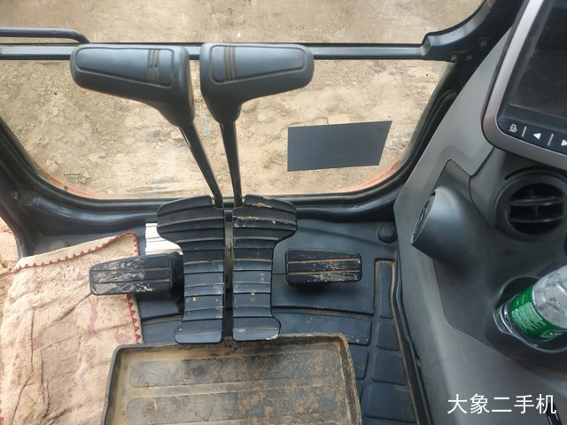 斗山 DH215-9 挖掘机