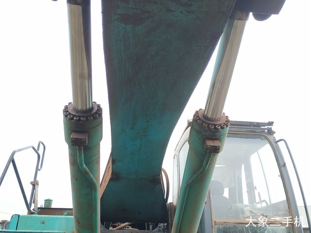 神钢 SK460-8 挖掘机