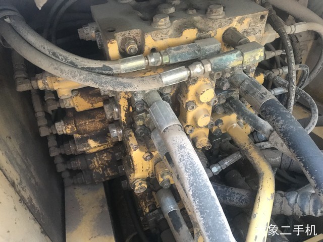 小松 PC240LC-8 挖掘机