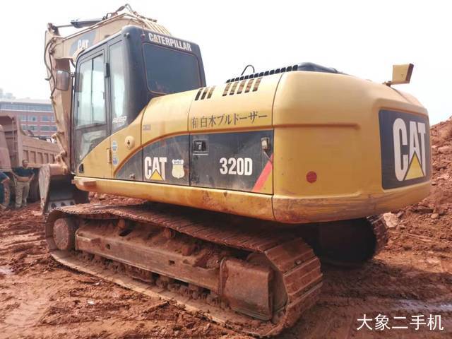 卡特彼勒 323DL 挖掘机