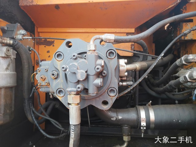 三一重工 SY235C-9 挖掘机