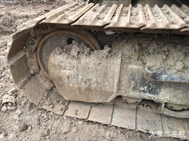 徐工 XE135B 挖掘机