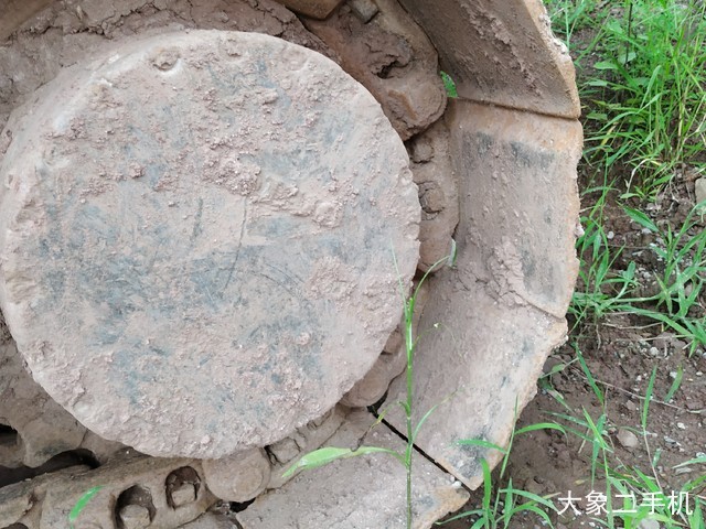 沃尔沃 EC210BLC 挖掘机