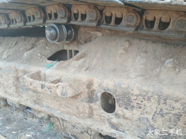 小松 PC240LC-8 挖掘机