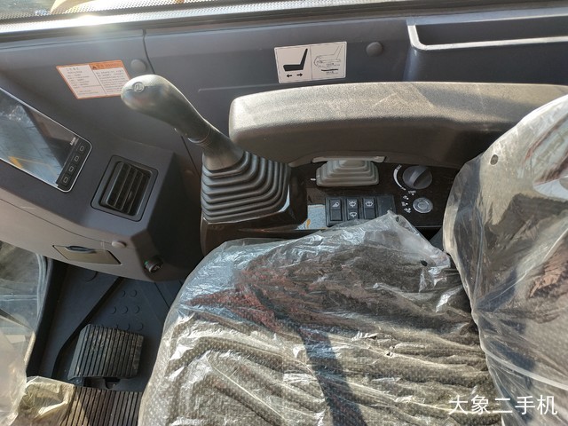 三一重工 SY55C 挖掘机