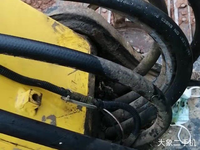 现代 R60-7 挖掘机