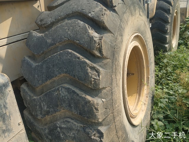 成工 CG955 装载机