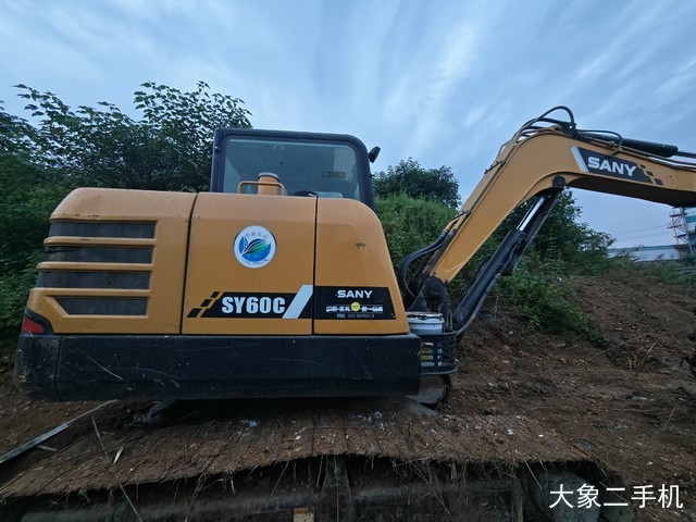 三一重工 SY60C 挖掘机