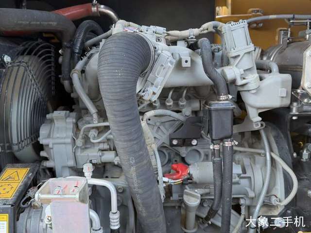 三一重工 SY75C 挖掘机