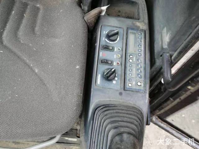 三一重工 SY55C 挖掘机