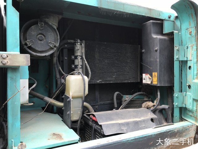 神钢 SK140LC-8 挖掘机