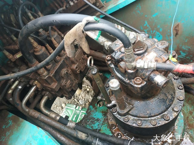 神钢 SK260LC-8 挖掘机