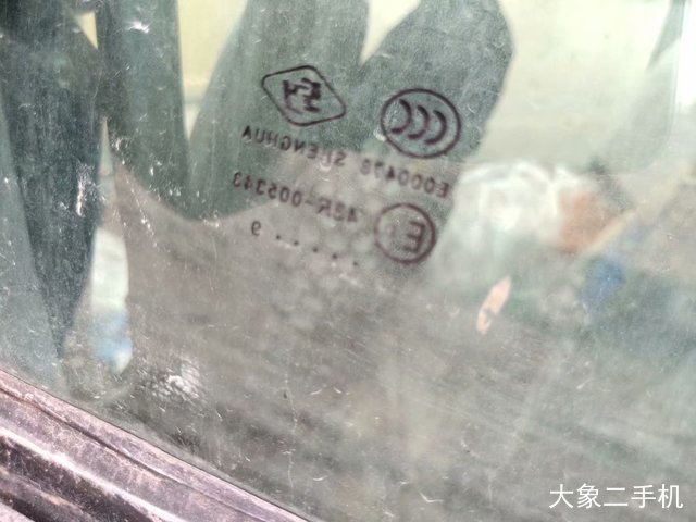 卡特彼勒 374DL 挖掘机