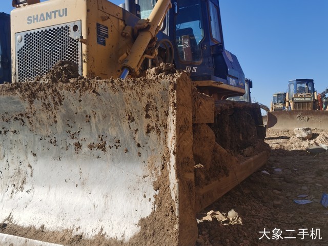 山推 SD16标准型 推土机