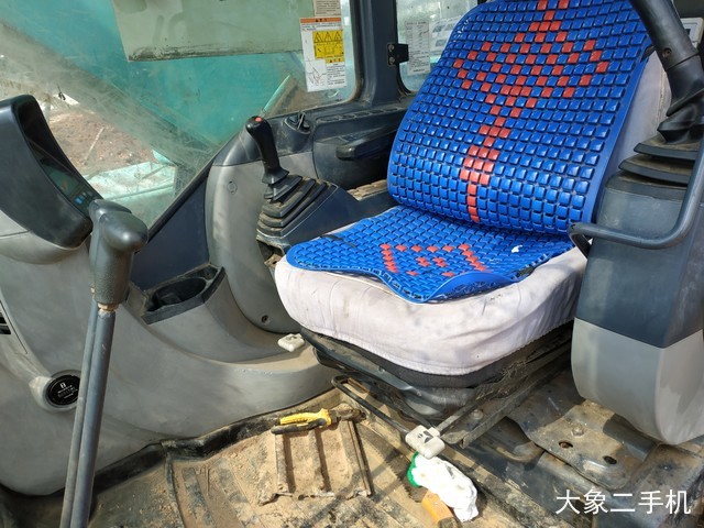 神钢 SK260LC-8 挖掘机