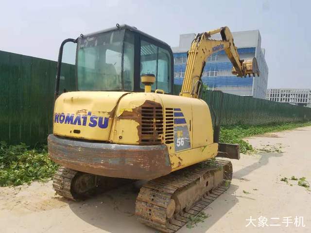 小松 PC56-7 挖掘机