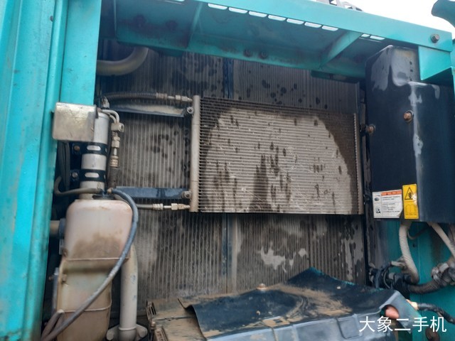 神钢 SK250-8 挖掘机