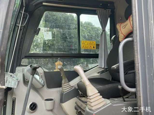 徐工 XE55D 挖掘机