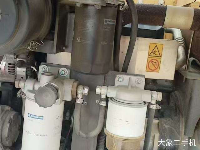 雷沃重工 FR80D 挖掘机