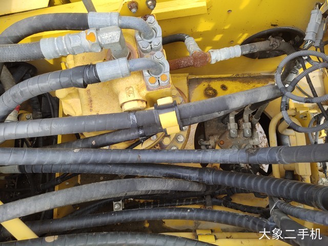 小松 PC200-8N1 挖掘机