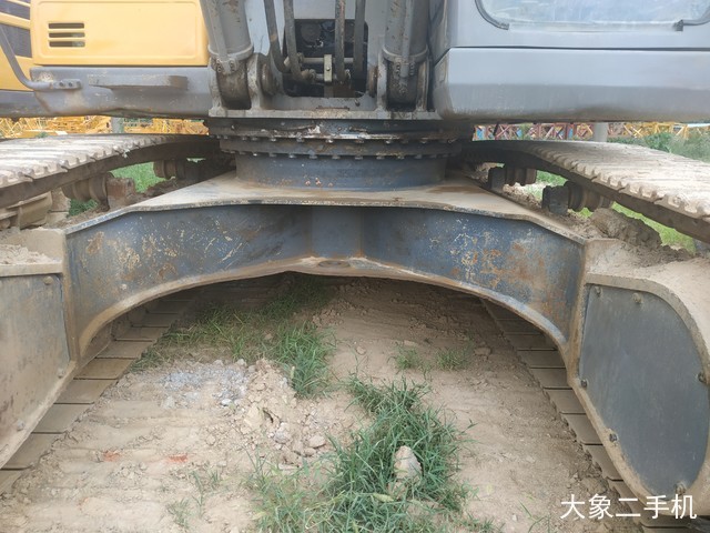 徐工 XE370CA 挖掘机