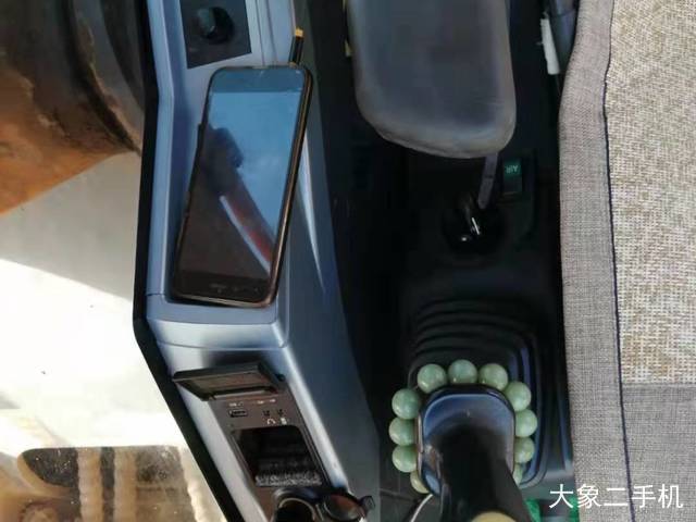 现代 R275LC-9T 挖掘机