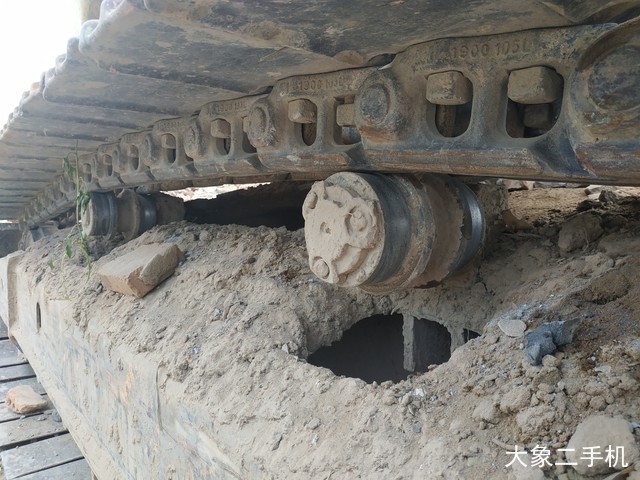 小松 PC200-8 挖掘机