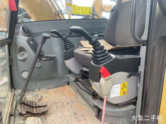 山东临工 E6210F 挖掘机